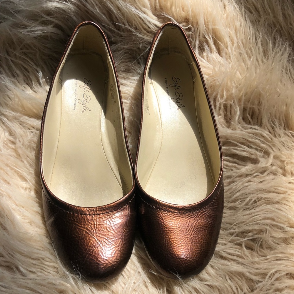 Hush Puppies Soft Style flats